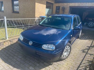 gebraucht VW Golf IV mit vielen Extras