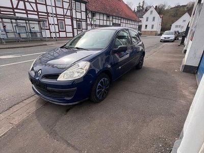 Gebraucht Renault Clio III Expression 75 PS (55 kW) 2006 Blau Kleinwagen