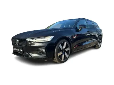 Second-hand Volvo V60 Ultra 455 CP (334 kW) 2025 Negru Break
