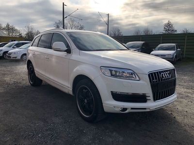 gebraucht Audi Q7 3.0 TDI quattro. Anzahl Sitzplätze 7