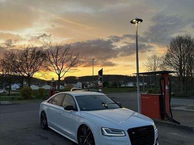 Audi S8 plus