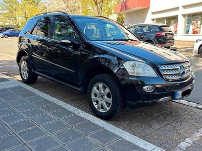 Second-hand Mercedes ML320 224 CP (164 kW) 2007 Bej SUV