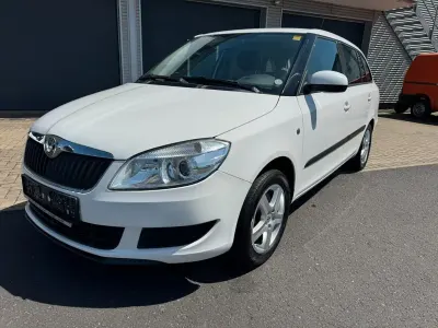 Gebraucht Skoda Fabia Ambiente 105 PS (77 kW) 2011 Weiß Kombi