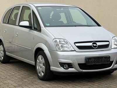 Usata Opel Meriva Edition 105 CV (77 kW) 2007 Argento Monovolume