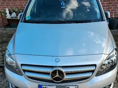 Second-hand Mercedes B200 163 CP (119 kW) 2014 Argintiu Monovolum