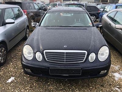 Schwarz Gebraucht 2004 Mercedes E270 Classic Kombi | 1.500 € (Superpreis)