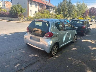 Usata Toyota Aygo 68 CV (50 kW) 2005 Blu Utilitaria