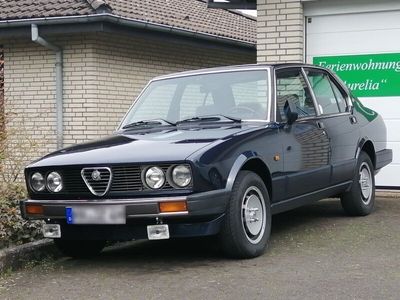 gebraucht Alfa Romeo Alfetta QV oro inizione
