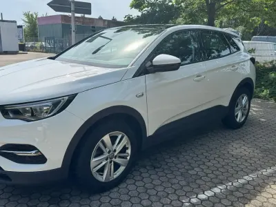 Gebraucht Opel Grandland X 131 PS (96 kW) 2019 Weiß SUV