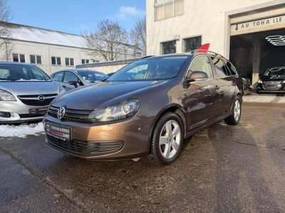 Braun Gebraucht 2013 VW Golf VI Comfortline Kleinwagen | 8.650 € (Teuer)