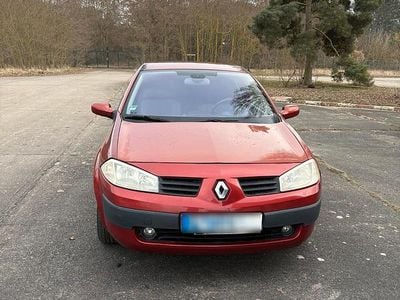 Gebraucht Renault Mégane II 135 PS (99 kW) 2004 Rot Kleinwagen