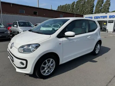 Gebraucht VW up! high up! 68 PS (50 kW) 2013 Weiß Kleinwagen
