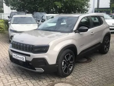 Usata Jeep Avenger Altitude 101 CV (74 kW) 2023 Grigio SUV