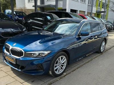 Gebraucht BMW 320 190 PS (139 kW) 2024 Blau Limousine