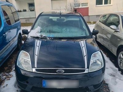 Blau Gebraucht 2005 Ford Fiesta Kleinwagen | 650 €
