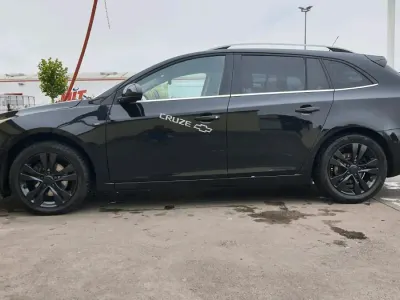 Gebraucht Chevrolet Cruze 163 PS (119 kW) 2014 Schwarz Kombi