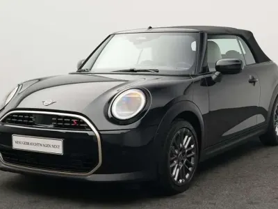 Occasion Mini Cooper S Cabriolet Favoured 204 ch (150 kW) 2025 Noir Cabriolet