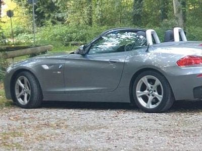 Grau Gebraucht 2011 BMW Z4 Cabrio | 8.999 €