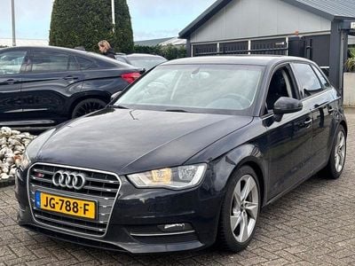 Gebraucht Audi A3 Sport 105 PS (77 kW) 2013 Schwarz Limousine