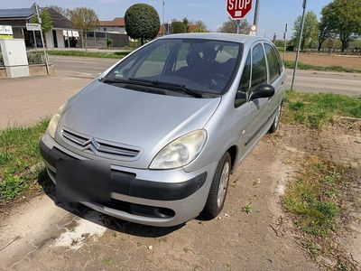 Gebraucht Citroën Xsara Picasso 109 PS (80 kW) 2006 Silber Van / Kleinbus