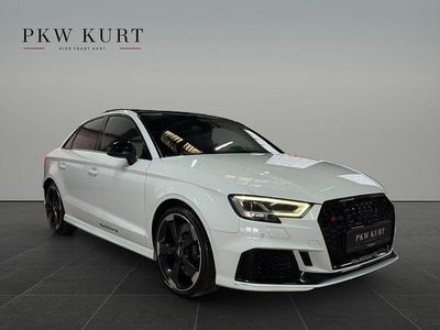 Weiß Gebraucht 2019 Audi RS3 Sport Limousine | 42.990 € (Etwas zu teuer)