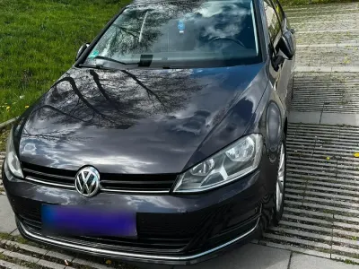 Gebraucht VW Golf VII LOUNGE 110 PS (80 kW) 2015 Limousine