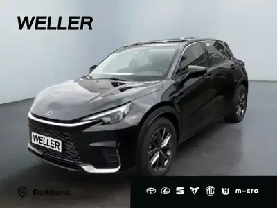 Neu Lexus LBX 136 PS (100 kW) 2025 Weiss SUV