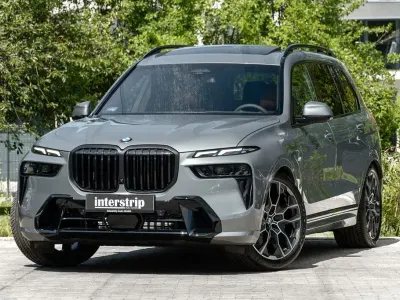 Gebraucht BMW X7 M Sport 352 PS (258 kW) 2026 Skyscraper grau metallic SUV