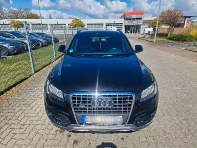 Käytetty Audi Q5 211 HP (155 kW) 2010 Musta Katumaasturi