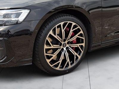 Usado Audi S8 Advanced 571 HP (419 kW) 2024 Preto Sedan
