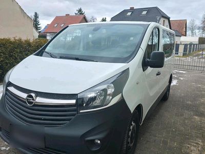Gebraucht Opel Vivaro 125 PS (91 kW) 2016 Weiß Van / Kleinbus