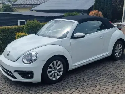 Gebraucht VW Beetle 105 PS (77 kW) 2017 Weiß Kleinwagen