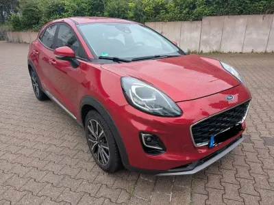 Używany Ford Puma Titanium 125 KM (91 kW) 2020 Czerwony SUV