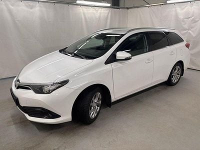 Usata Toyota Auris Touring Sports Comfort 116 CV (85 kW) 2017 Bianco Station wagon