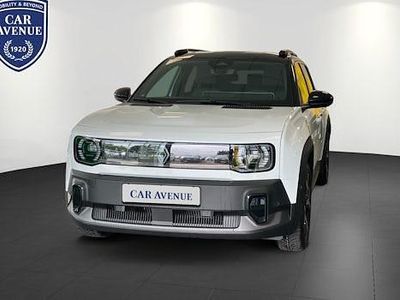 Weiß Gebraucht 2025 Renault 4 E-Tech Komfort SUV | 37.100 € (Etwas zu teuer)