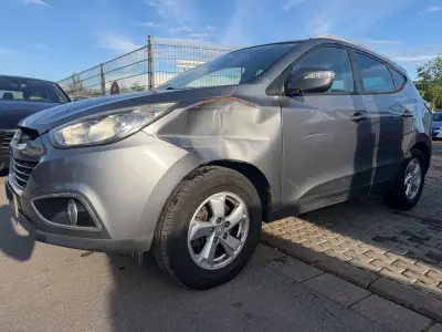 Gebraucht Hyundai ix35 Style 163 PS (119 kW) 2012 Grau SUV