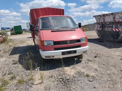 Gebraucht VW T4 84 PS (61 kW) 1992 Rot Van