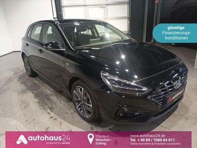 Gebraucht Hyundai i30 Trend 120 PS (88 kW) 2024 Schwarz Limousine
