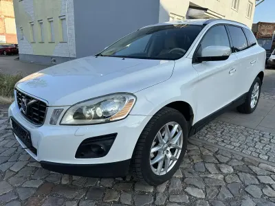 Gebraucht Volvo XC60 Summum 205 PS (150 kW) 2009 White solid SUV