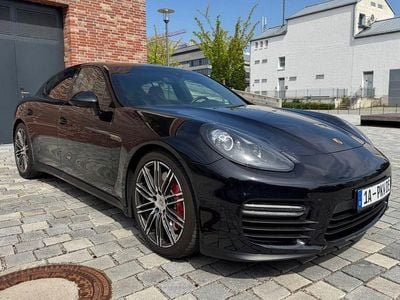 Porsche Panamera GTS