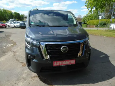 Gebraucht Nissan NV300 N-Connecta 170 PS (125 kW) 2022 Grey comete Van