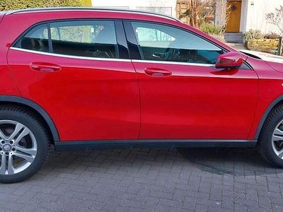 Mercedes GLA250