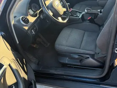 Gebraucht Audi A3 101 PS (74 kW) 2011 Blau Kleinwagen