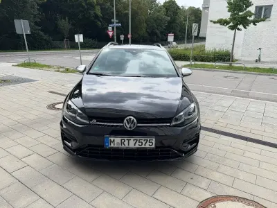 Gebraucht VW Golf VII R 300 PS (220 kW) 2019 Schwarz Kombi