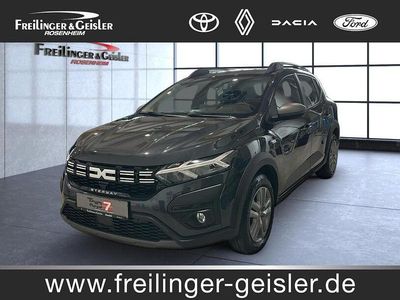Grau comete (metallic) Gebraucht 2023 Dacia Sandero Stepway Kleinwagen | 17.800 € (Fairer Preis)
