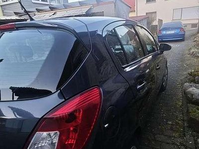 Gebraucht Opel Corsa Edition 80 PS (58 kW) 2009 Kleinwagen