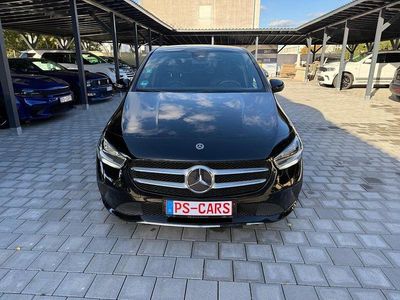 Usata Mercedes B200 150 CV (110 kW) 2020 Nero Monovolume