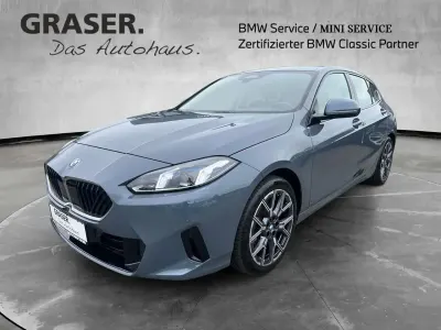 Gebraucht BMW 120 Sport Line 170 PS (125 kW) 2025 Silber Kleinwagen