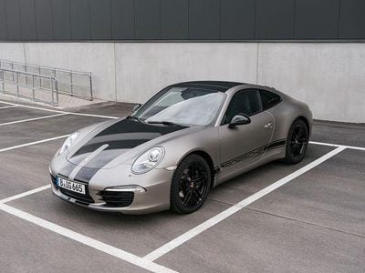 Porsche 911 Carrera