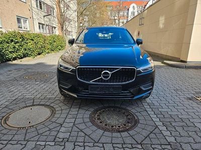 Gebraucht Volvo XC60 Momentum 190 PS (139 kW) 2020 Schwarz SUV